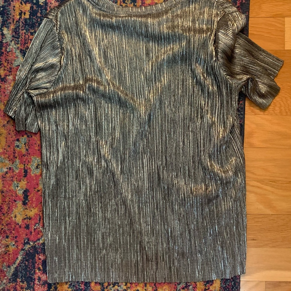 Silver lamè tshirt, size M